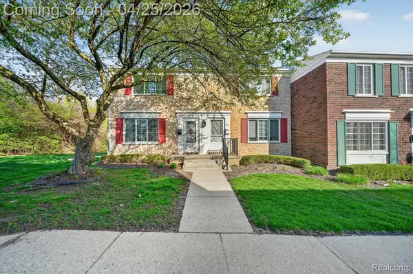 445 Baldwin, Rochester, MI 48307