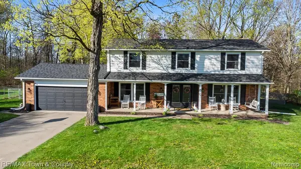 3423 Longview, Flushing, MI 