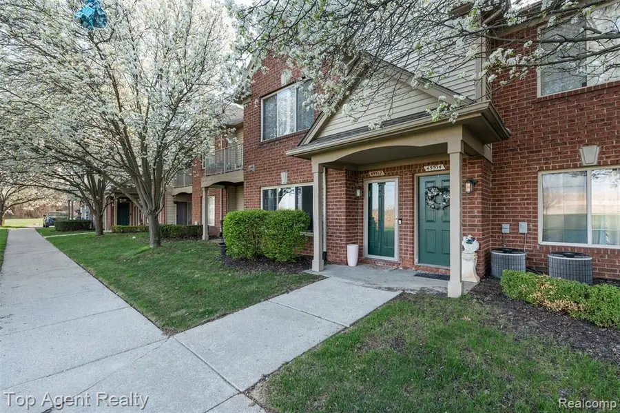 45512 Hidden View, Utica, MI 48315 - #2