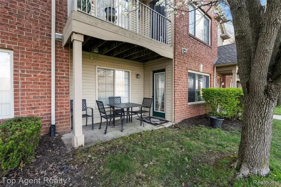 45512 Hidden View, Utica, MI 48315 - #3