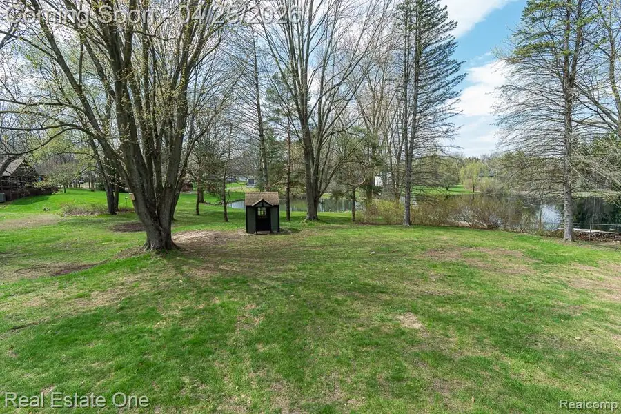 3210 Lake George, Oakland, MI 48363 - #3