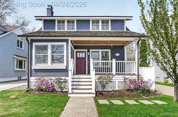 1236 Edgewood, Birmingham, MI 48009