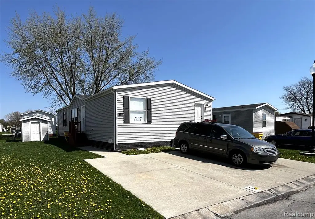 15385 Cartier, Clinton Township, MI 48038 - #1