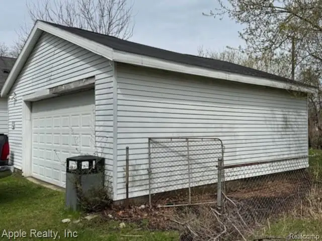 508 Ditmar & 505 Luther, Pontiac, MI 48341 - #3