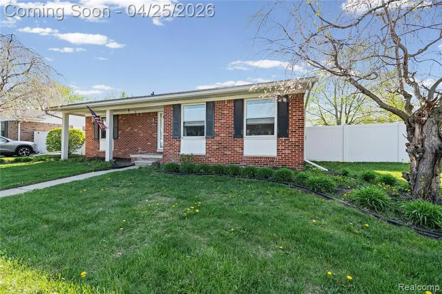 18516 Aldrin, Brownstown, MI 48193 - #2