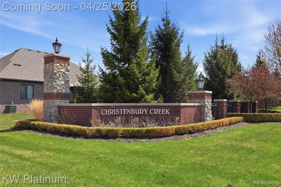 22003 Chaucer, Macomb, MI 48044 - #3