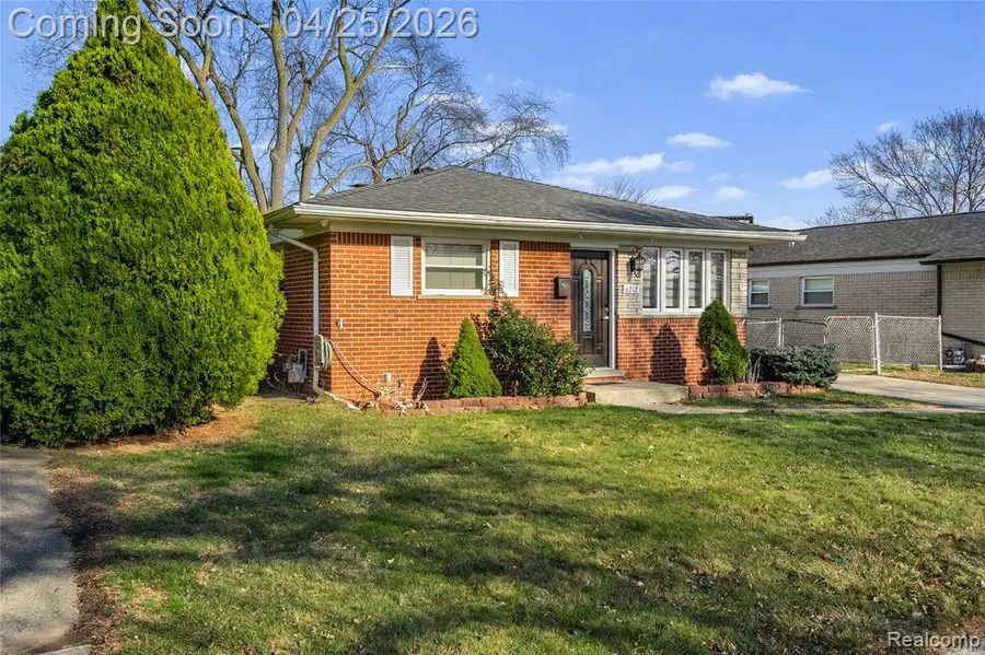 6212 N Evangeline, Dearborn Heights, MI 48127 - #2