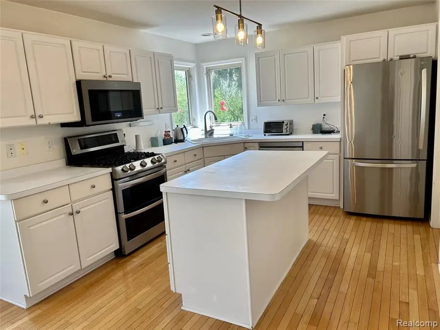 4197 Lake Forest, Ann Arbor, MI 48108 - #3
