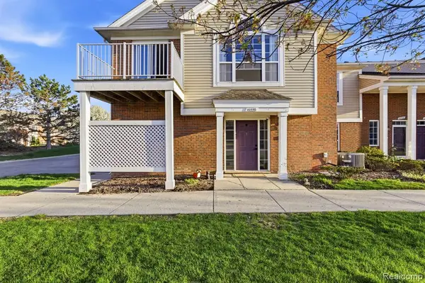 16556 Radison, Macomb, MI 48044