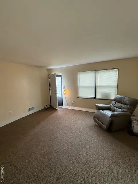 21554 W Davison, Detroit, MI 48223 - #2