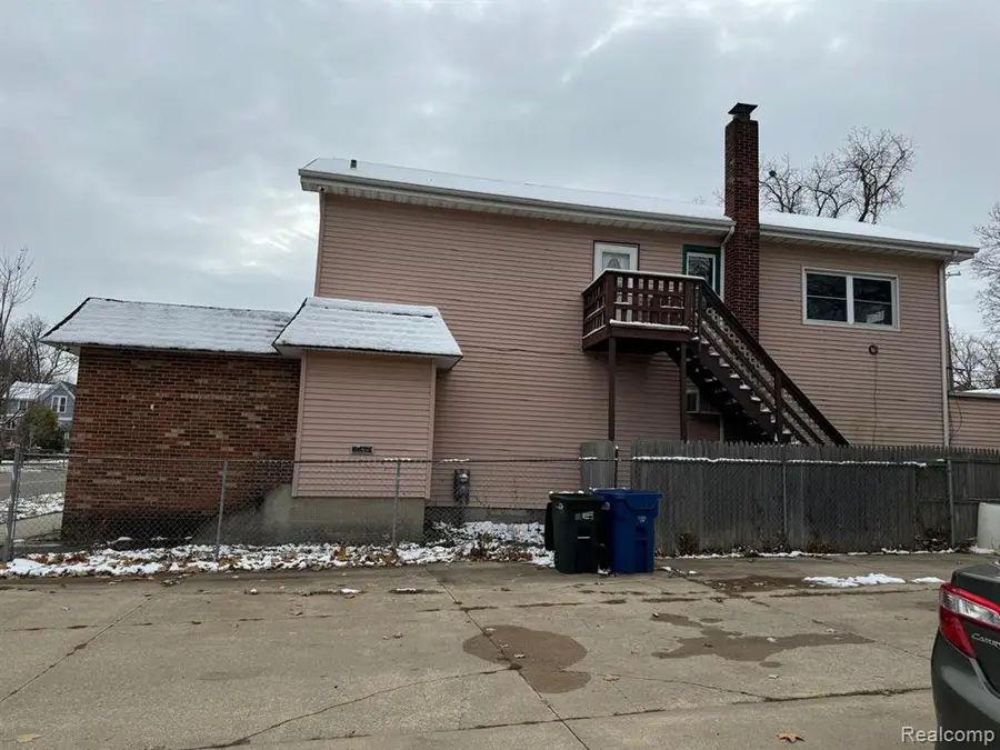 710 S Martin Luther King Jr, Jackson, MI 49203 - #3