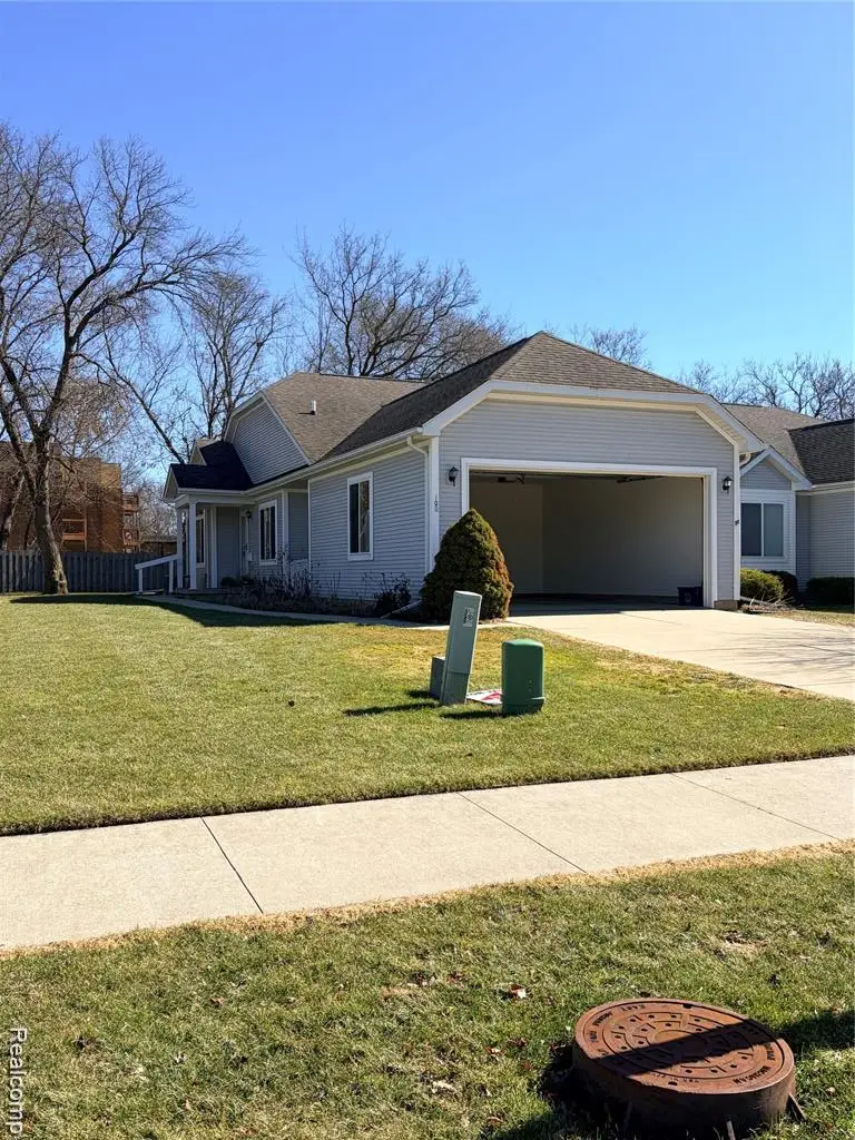 100 Aberdeen #36, Flushing, MI 48433 - #2