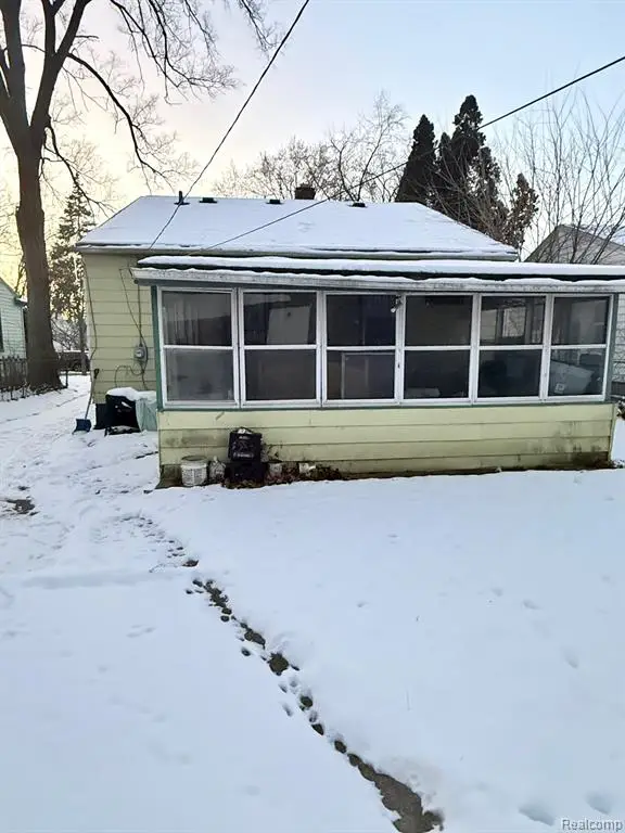 19464 Trinity, Detroit, MI 48219 - #2