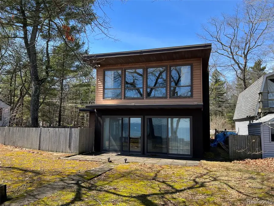 2706 N Us Highway 23, Oscoda, MI 48750 - #2