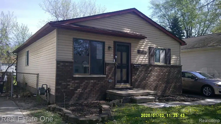 18949 Kenosha, Harper Woods, MI 48225 - #2