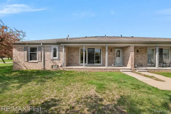 14685 Windmill #99, Shelby Twp, MI 48315