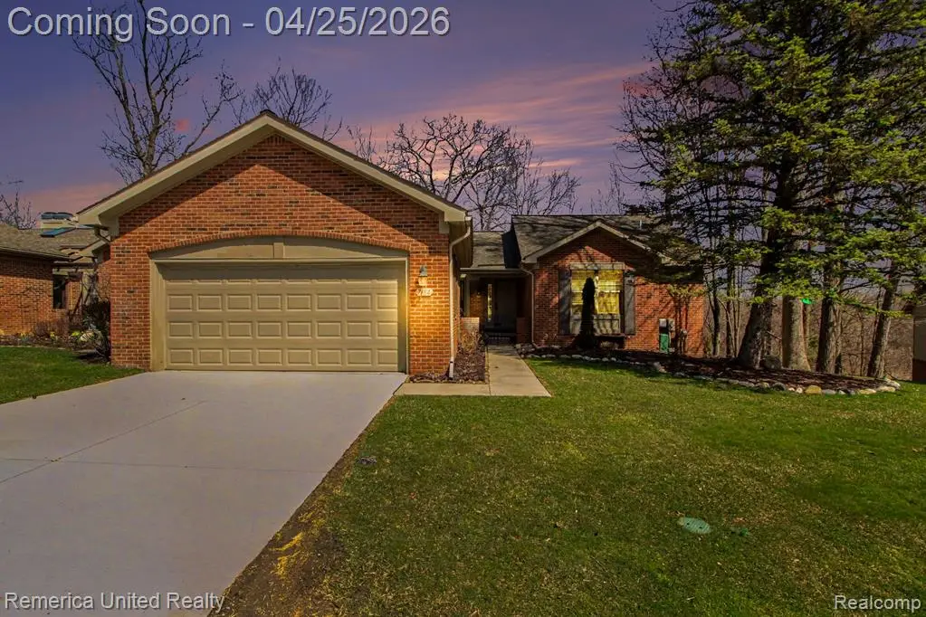 7184 Westchester #125, West Bloomfield, MI 48322 - #1