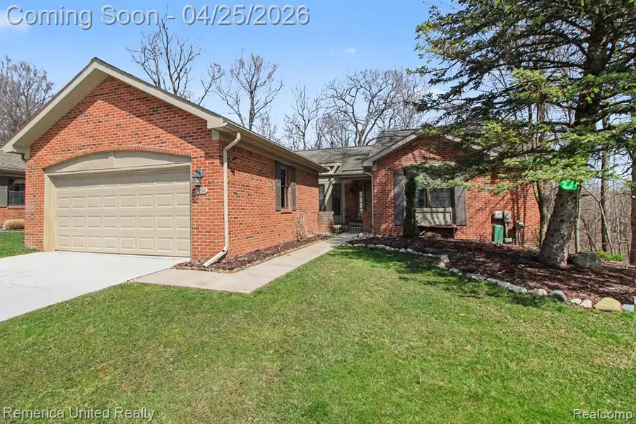 7184 Westchester #125, West Bloomfield, MI 48322 - #3