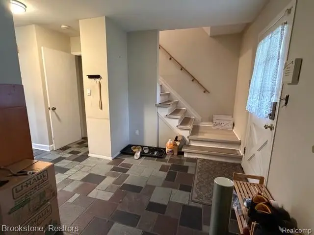 2544 Oxford, Troy, MI 48084 - #2