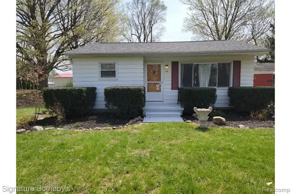 118 Daley, Lapeer, MI 48446