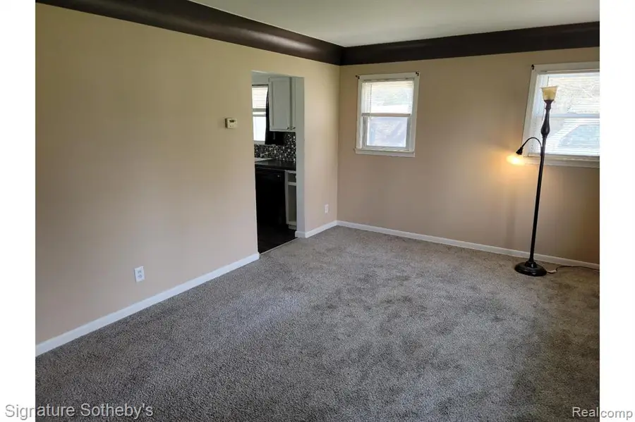 118 Daley, Lapeer, MI 48446 - #2