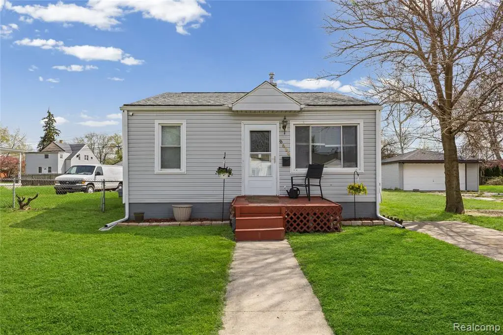 8436 Prospect, Warren, MI 48089 - #1