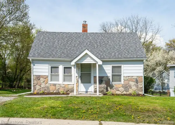 101 Tebeau, Auburn Hills, MI 48326