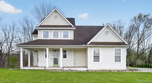 16195 River Ridge, Linden, MI 48451