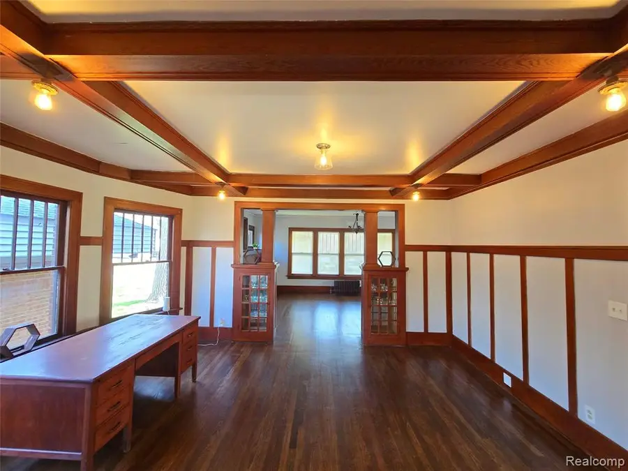 26850 W 7 Mile, Redford, MI 48240 - #2