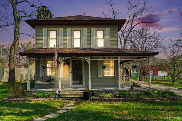 7357 West, Washington, MI 48094