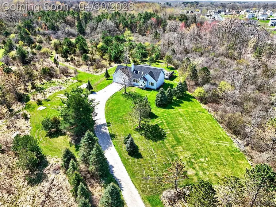 1225 W Grand Blanc, Grand Blanc, MI 48439 - #2