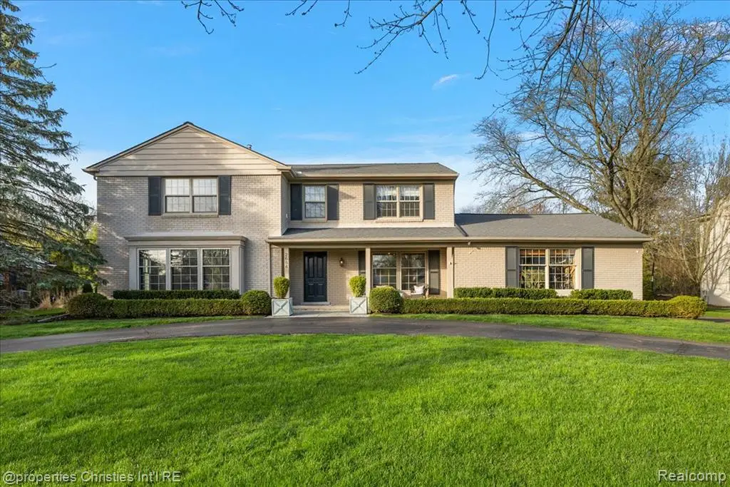 2684 Bradway, Bloomfield Hills, MI 48301 - #1