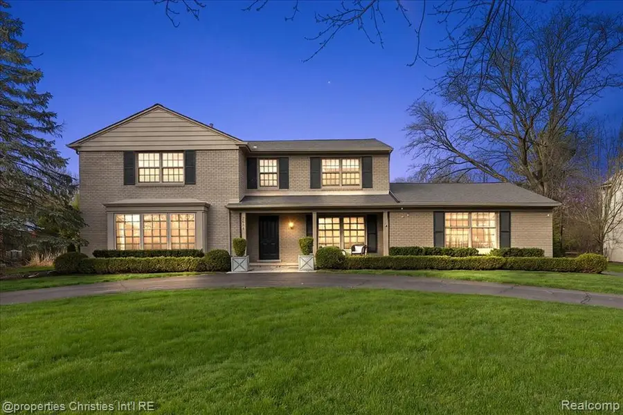 2684 Bradway, Bloomfield Hills, MI 48301 - #2