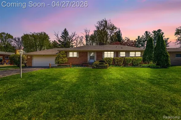 38210 Radde, Clinton Township, MI 48036
