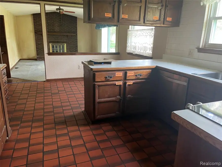 2626 Gemini, Lake Orion, MI 48360 - #2