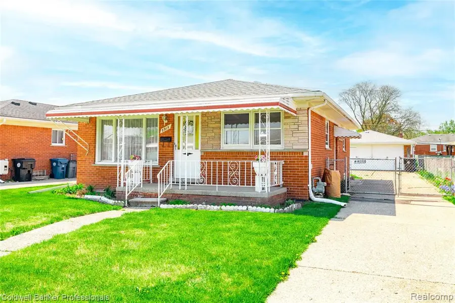 8915 Wormer, Redford, MI 48239 - #2