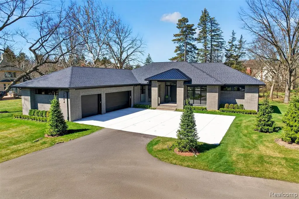 7004 Franklin, Bloomfield Hills, MI 48301 - #1