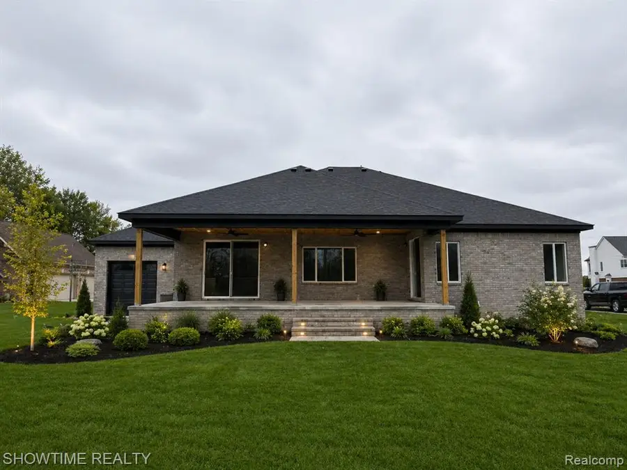 68125 Lake Angela, Richmond, MI 48062 - #2