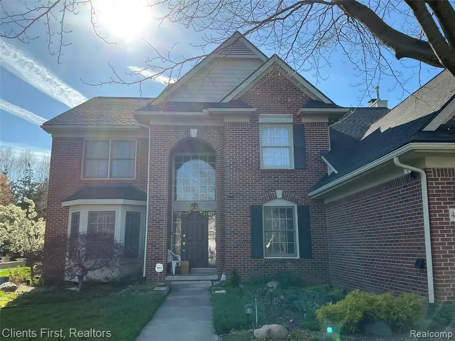 41074 Scarborough, Novi, MI 48375 - #3