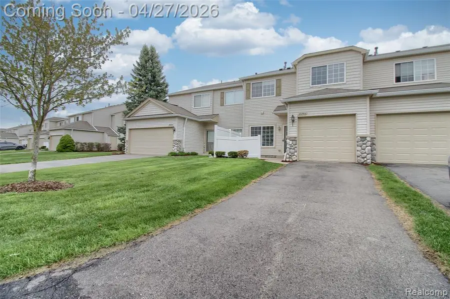 26793 Kirkway, Trenton, MI 48183 - #2