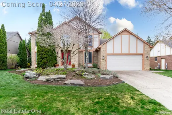 1421 Burhaven, Rochester Hills, MI 48306