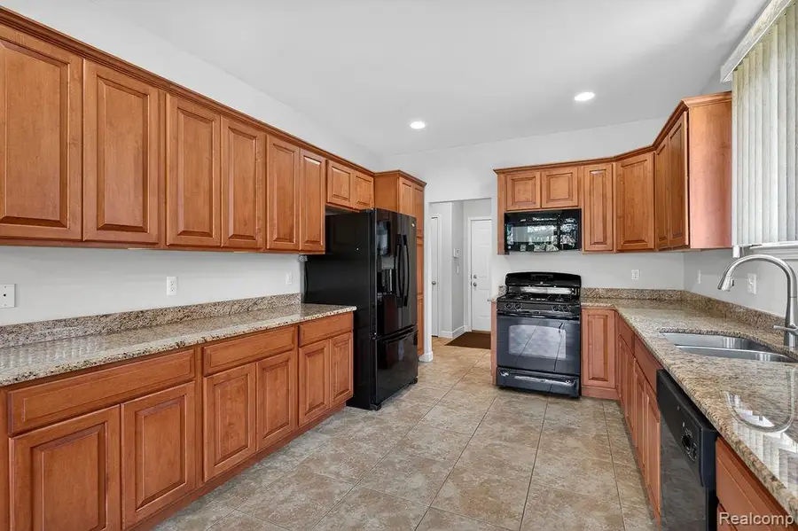 21775 Mary Rose, Macomb, MI 48044 - #3