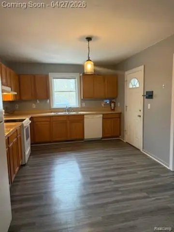 1108 S Grand Traverse, Flint, MI 48502 - #3