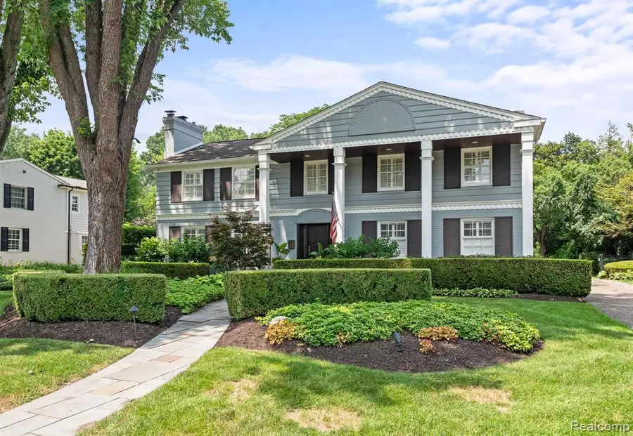 3390 Burning Bush, Bloomfield Hills, MI 48301 - #2