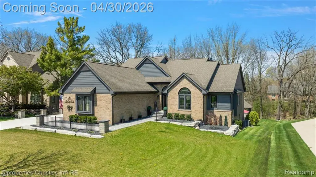 22844 Indianwood, South Lyon, MI 48178 - #1