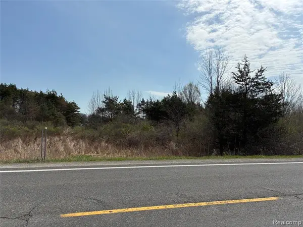 0001 Vincent Rd, North Street, MI 48049