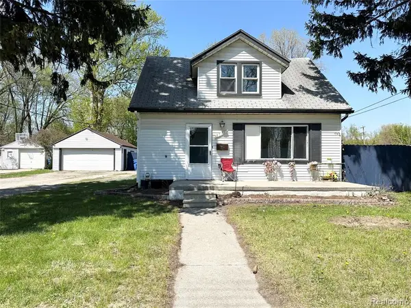 3701 Berkshire, Warren, MI 48091
