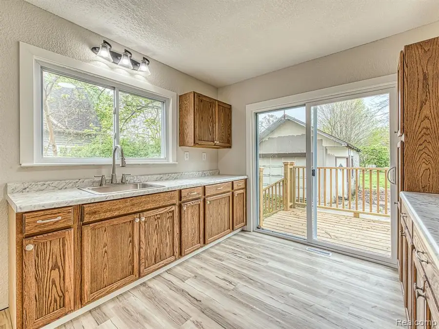 426 S East, Morenci, MI 49256 - #2