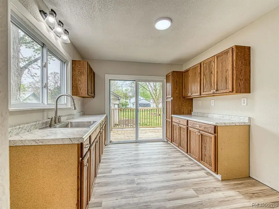 426 S East, Morenci, MI 49256 - #3