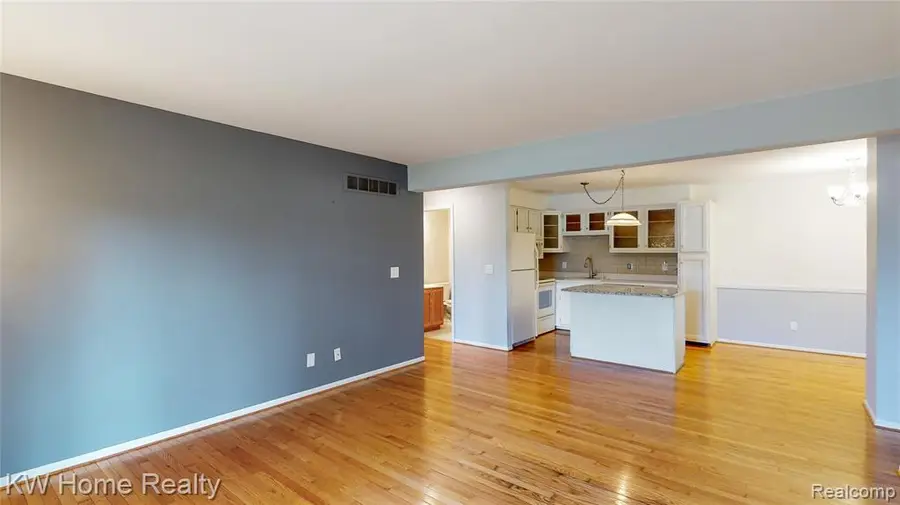 15769 Balfour #22, Macomb, MI 48044 - #2